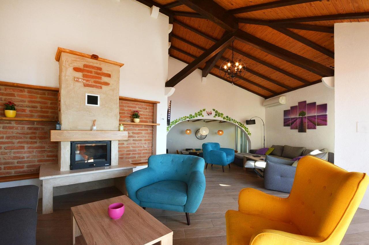 Villa Karaber *